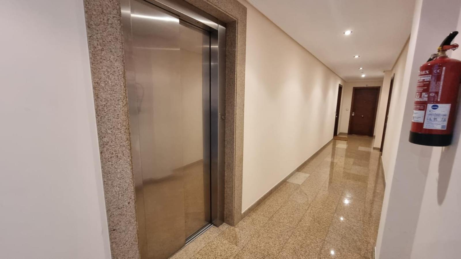 Apartamento 1 Dormitorio 4 Personas En El Grove O Grove Luaran gambar